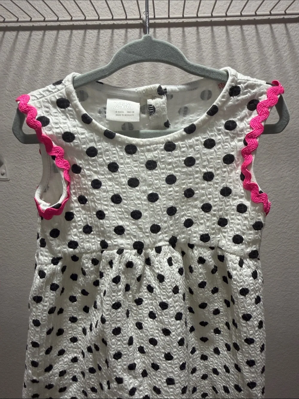 Zara Toddler/Girl White Polka Dot Dress with Black Spots and Pink Trim Size 4T